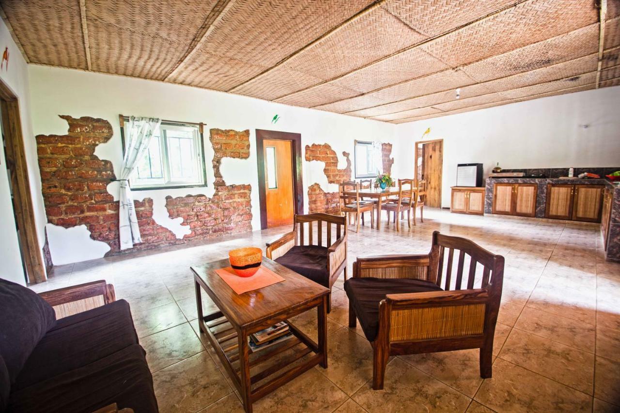 Footsteps Eco-Lodge Gunjur Luaran gambar